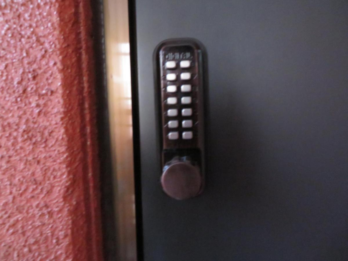 Sapporo Guest House Nariya Екстер'єр фото
