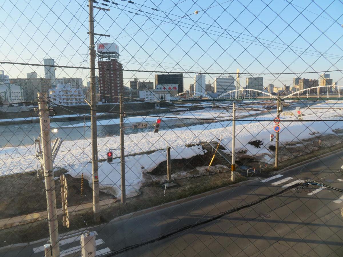 Sapporo Guest House Nariya Екстер'єр фото