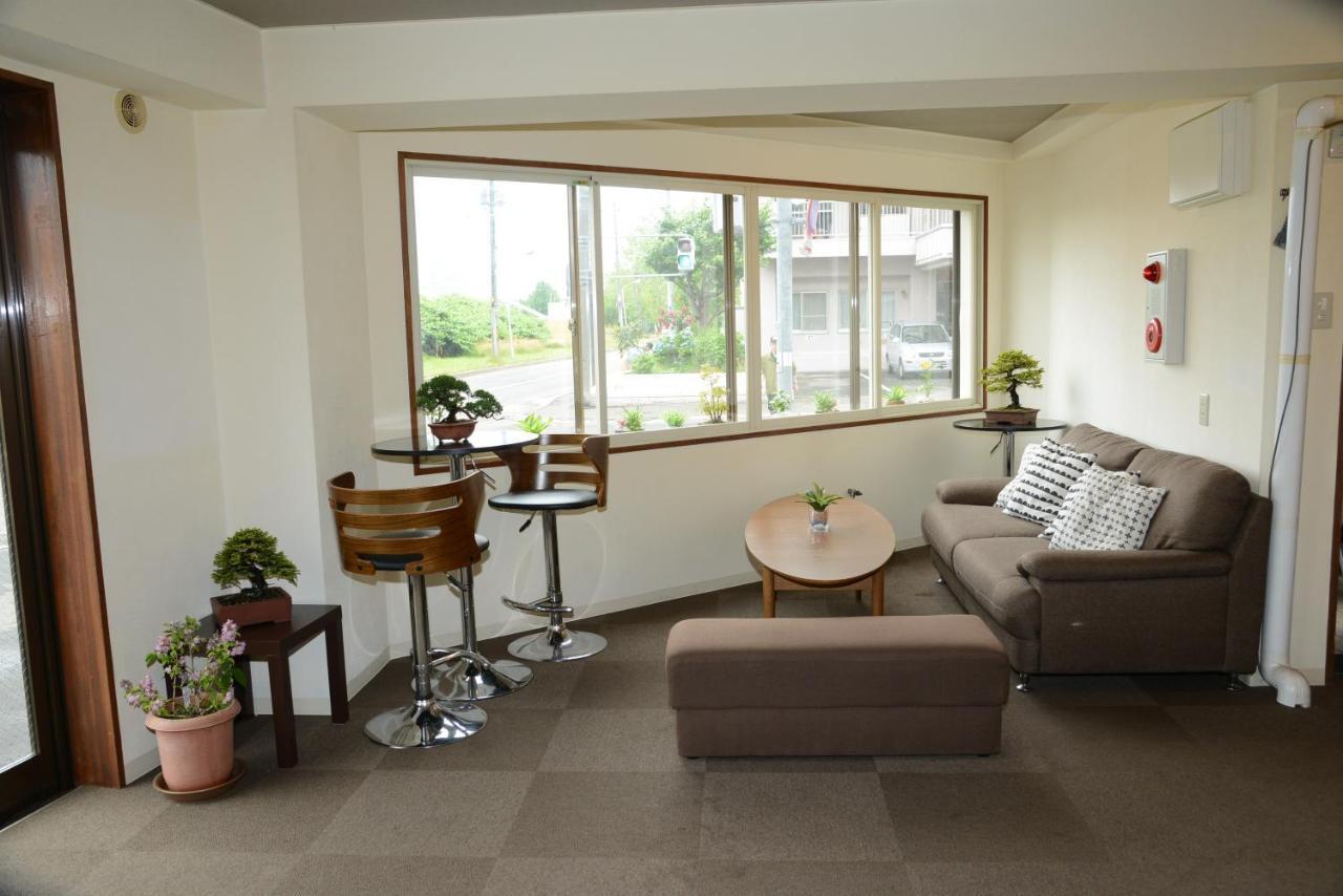 Sapporo Guest House Nariya Екстер'єр фото