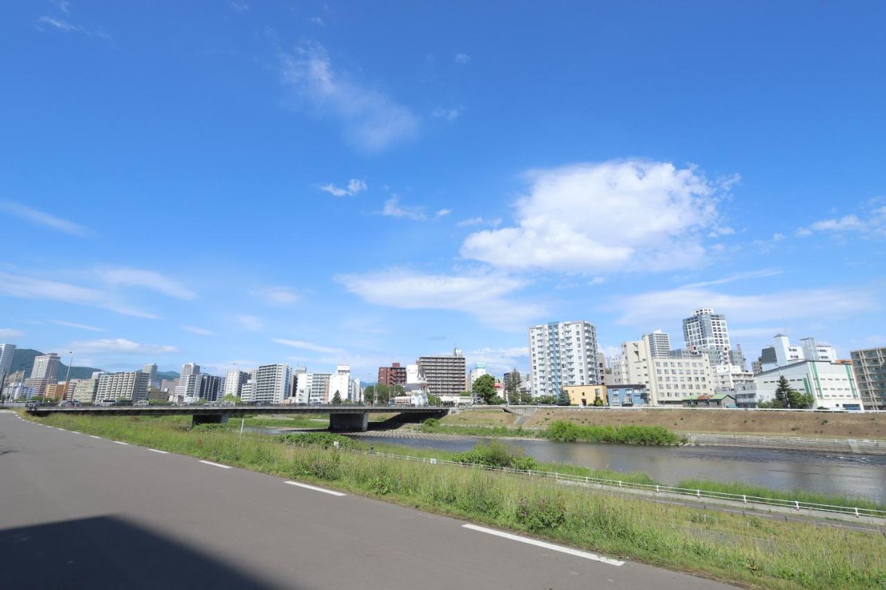 Sapporo Guest House Nariya Екстер'єр фото